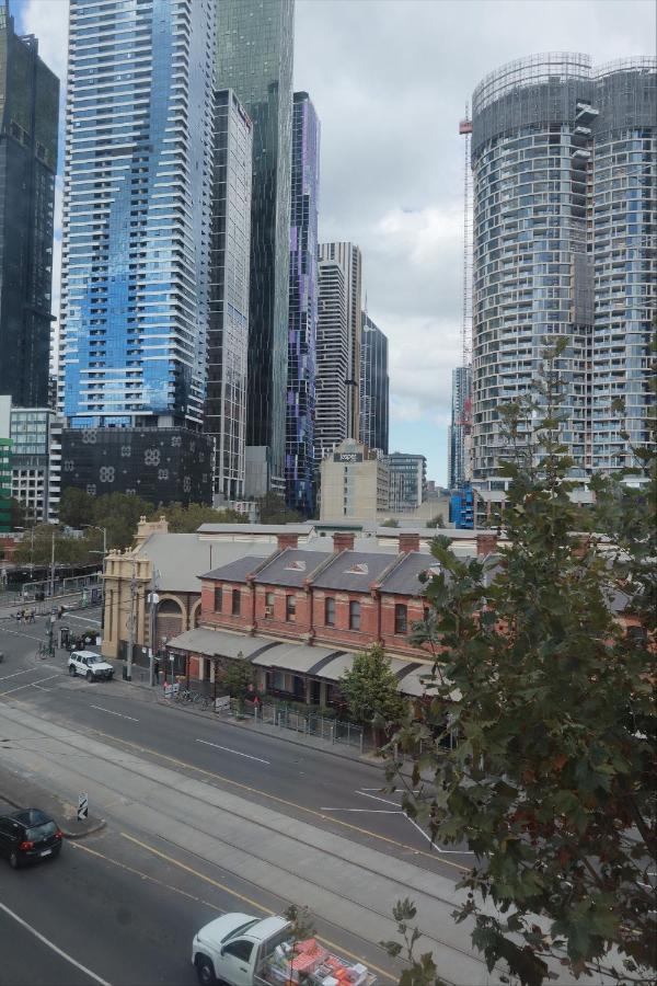 Carrichostel Melbourne Exterior photo